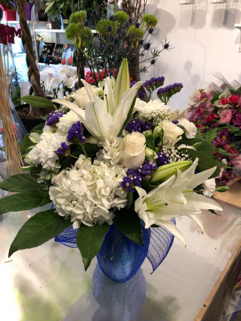 Hepatica Florist | Canada, British Columbia, Burnaby, Park Crest Plaza Unit 4 5901 Broadway Street Burnaby BC V5B 2Y1邮政编码: V5B 2T4 | Phone: (778) 991-6879