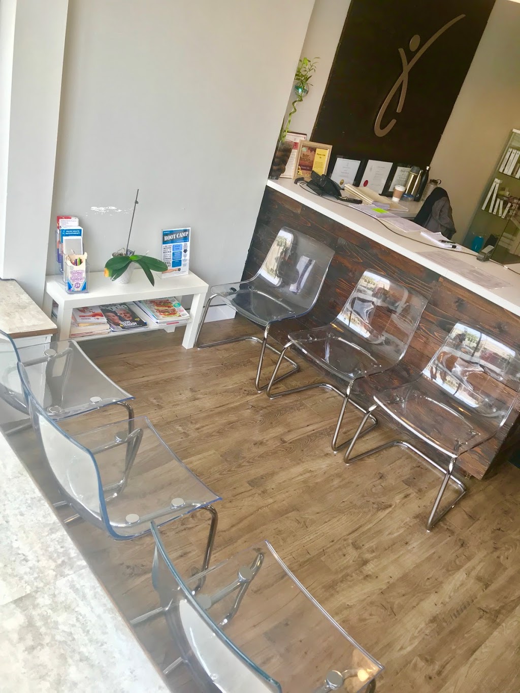 Physio In The Six Inc. | 2917 Lake Shore Blvd W, Etobicoke, ON M8V 1J3, Canada | Phone: (647) 748-2917