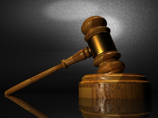 ML Chambers | 613 Finch Ave W, North York, ON M2R, Canada | Phone: (416) 274-5896