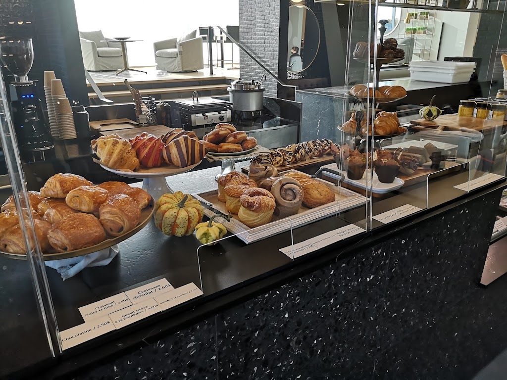 .CAFÉ | 2323 A. des Laurentides, Laval, QC H7S 2J7, Canada | Phone: (450) 689-5162