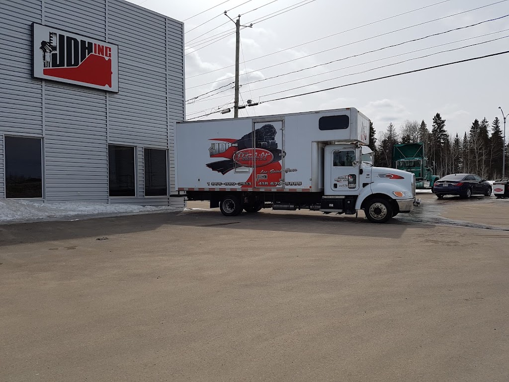 JDH Peterbilt du Lac Saint-Jean | 1451 Bd Industriel, Saint-Félicien, QC G8K 1W1, Canada | Phone: (418) 679-5885