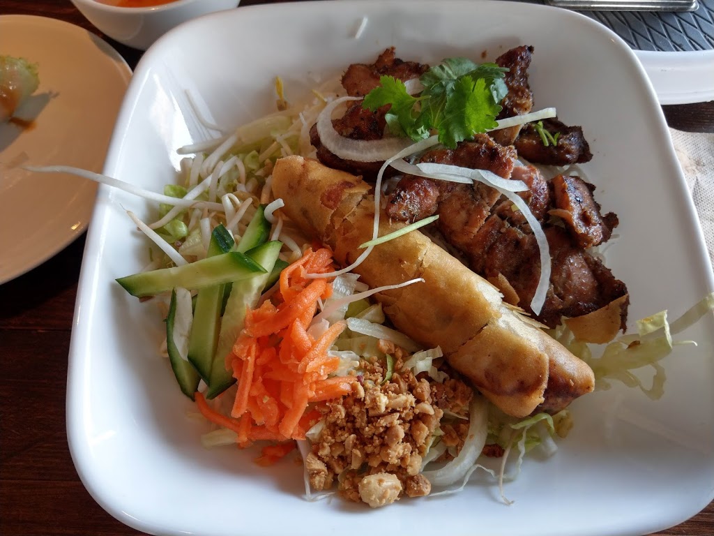 Lotus Restaurant | 4131 No 5 Rd, Richmond, BC V6X 2T9, Canada | Phone: (778) 297-1180