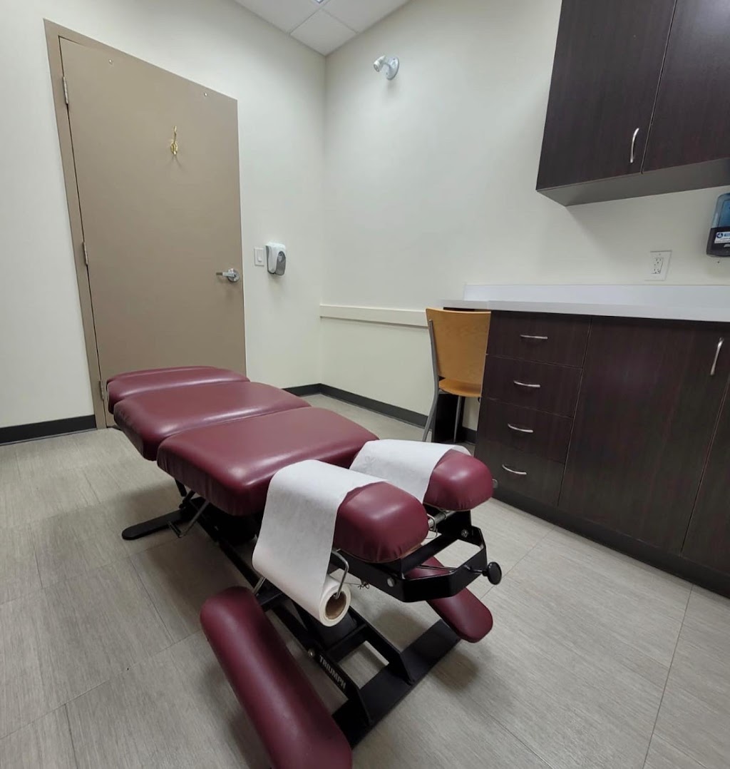 Total Health & Sports Performance - Mississauga (Applewood) | Inside Rexall Medical Clinic, 3100 Dixie Rd, Mississauga, ON L4Y 2A6, Canada | Phone: (289) 259-5507