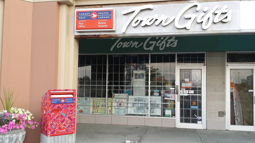 Town Gift & Postal Service | 8601 Warden Ave, Unionville, ON L3R 0B5, Canada | Phone: (905) 513-8306