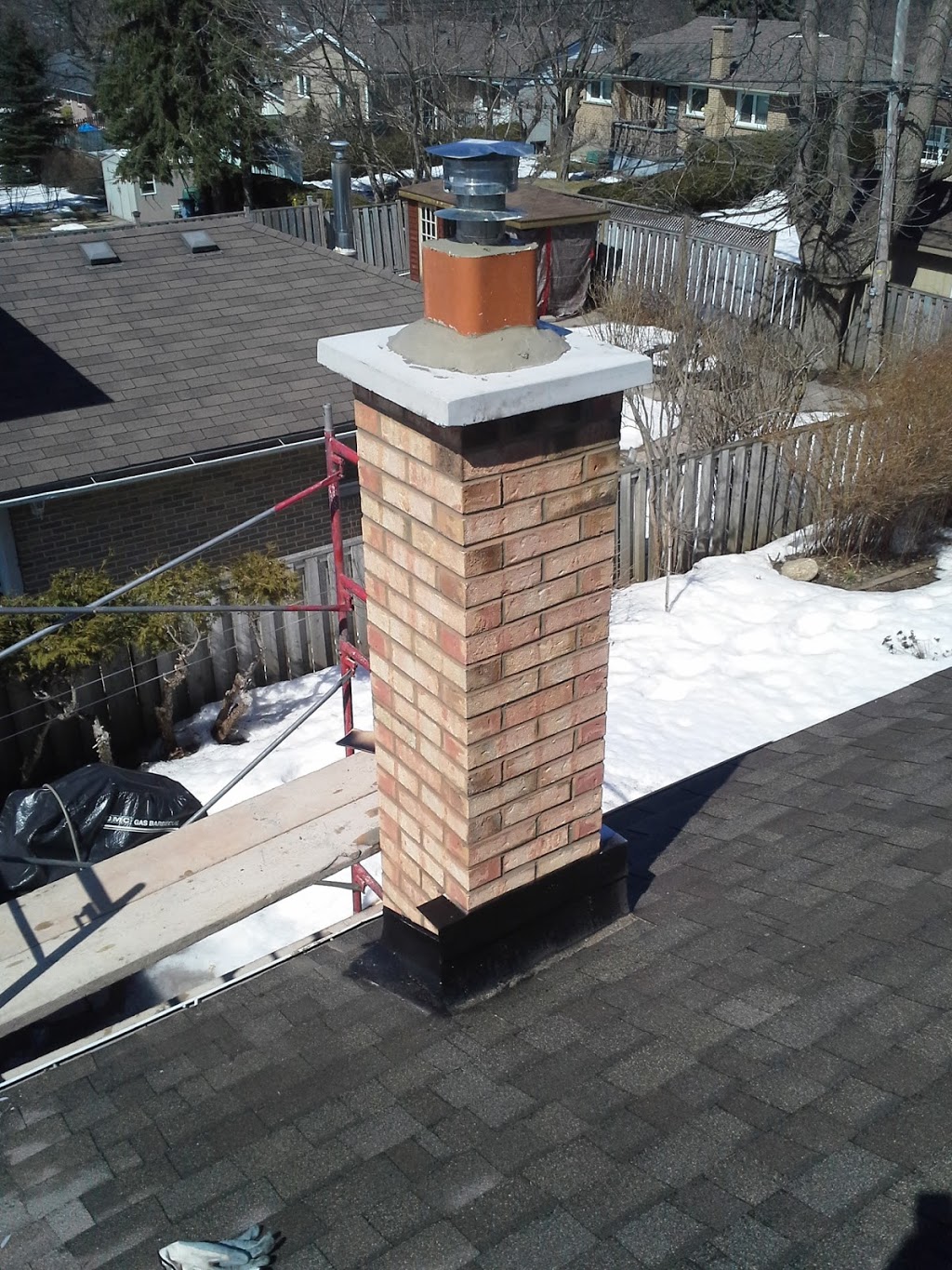 Hey Chimney King | 816 Penetanguishene Rd, Barrie, ON L4M 4Y8, Canada | Phone: (705) 990-5415