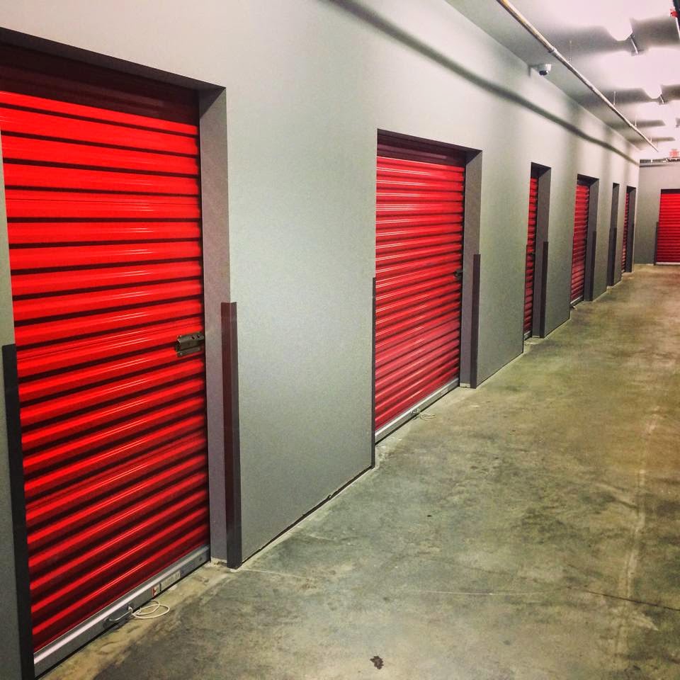 Henday Self Storage | 20210 118a Ave NW, Edmonton, AB T5S 2C9, Canada | Phone: (780) 995-5584