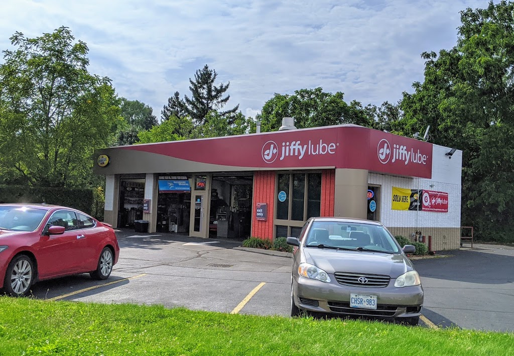 Jiffy Lube | 252 Eramosa Rd, Guelph, ON N1E 2M4, Canada | Phone: (519) 821-3183