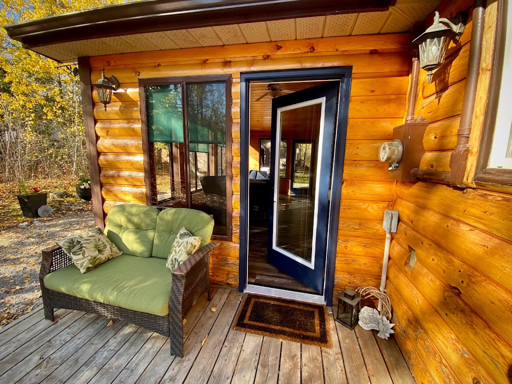 Lakeway Cottage | 10 Danwich Dr, Traverse Bay, MB R0E 2A0, Canada | Phone: (204) 880-0143