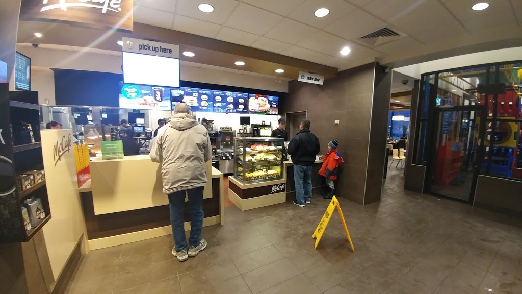 McDonalds | 1725 Kenaston Blvd, Winnipeg, MB R3Y 1V5, Canada | Phone: (204) 949-5128