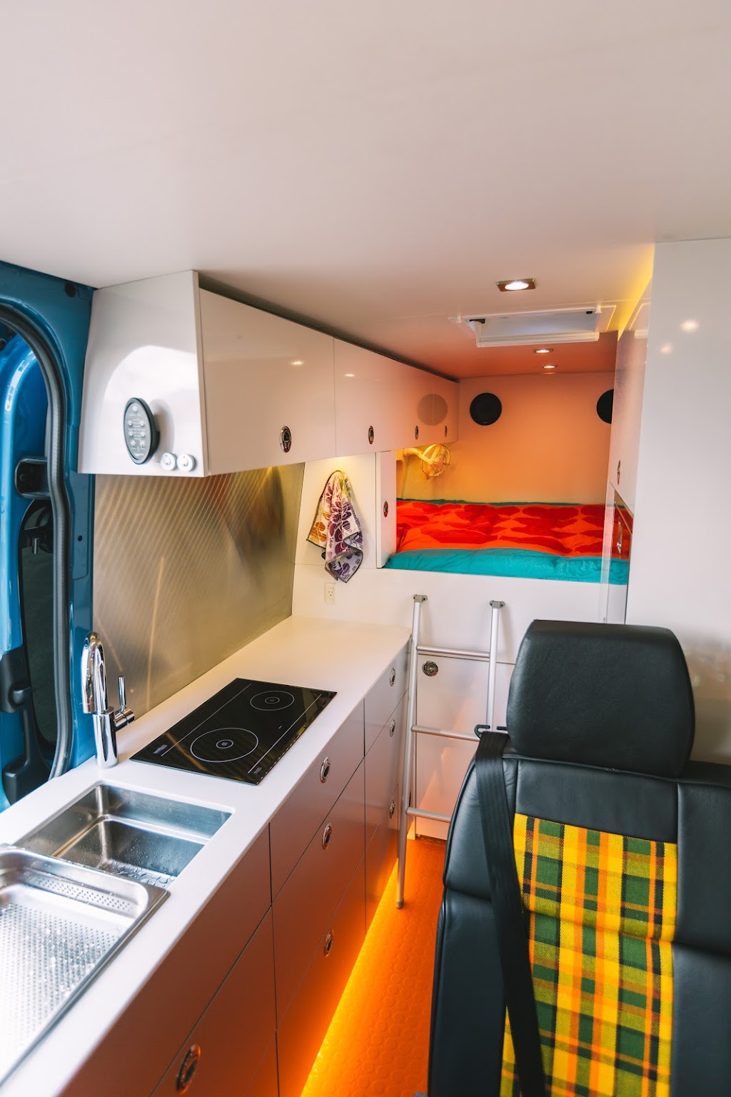 Nomad Vanz | 369 Lynn Ave, North Vancouver, BC V7J 2C4, Canada | Phone: (604) 990-0594