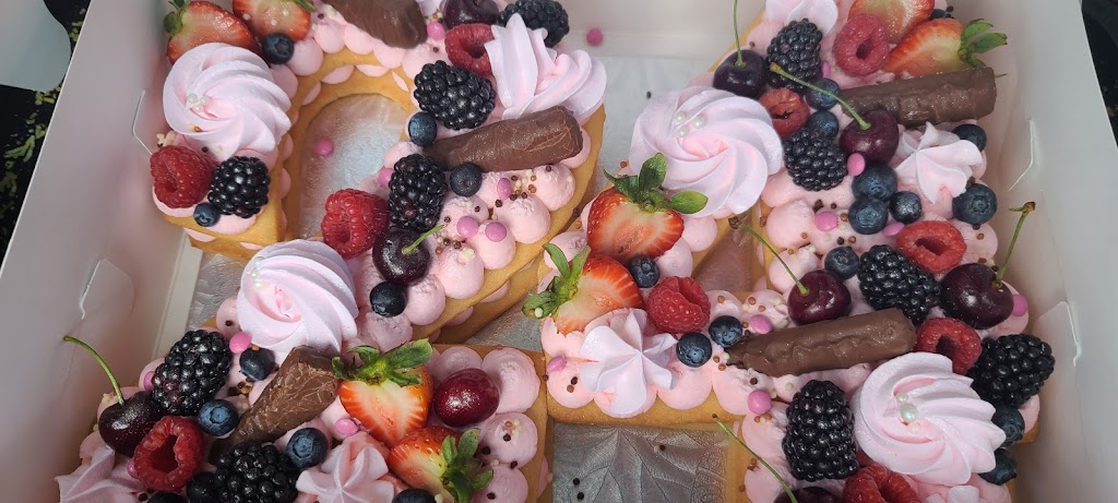 Le Doux Patisserie | 530 Waterloo St, Winnipeg, MB R3N 0T1, Canada | Phone: (204) 306-4050