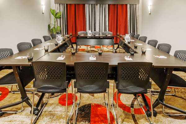 Ramada by Wyndham Moose Jaw | 379 Diefenbaker Dr, Moose Jaw, SK S6J 1N2, Canada | Phone: (306) 693-3050
