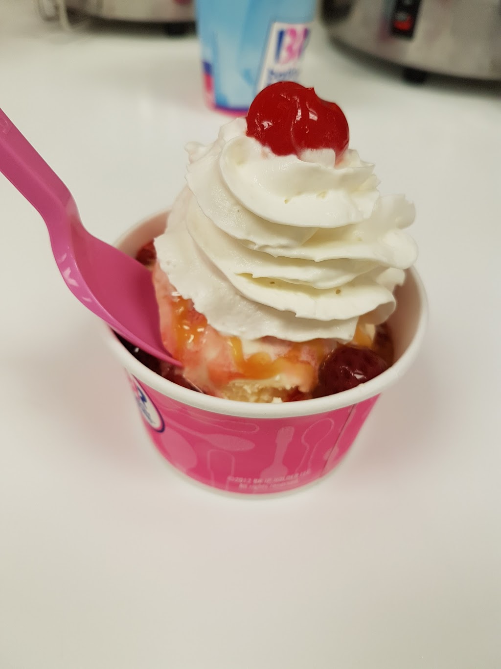 Baskin Robbins | 1460 Richmond Rd, Ottawa, ON K2B 6S1, Canada | Phone: (613) 828-5559