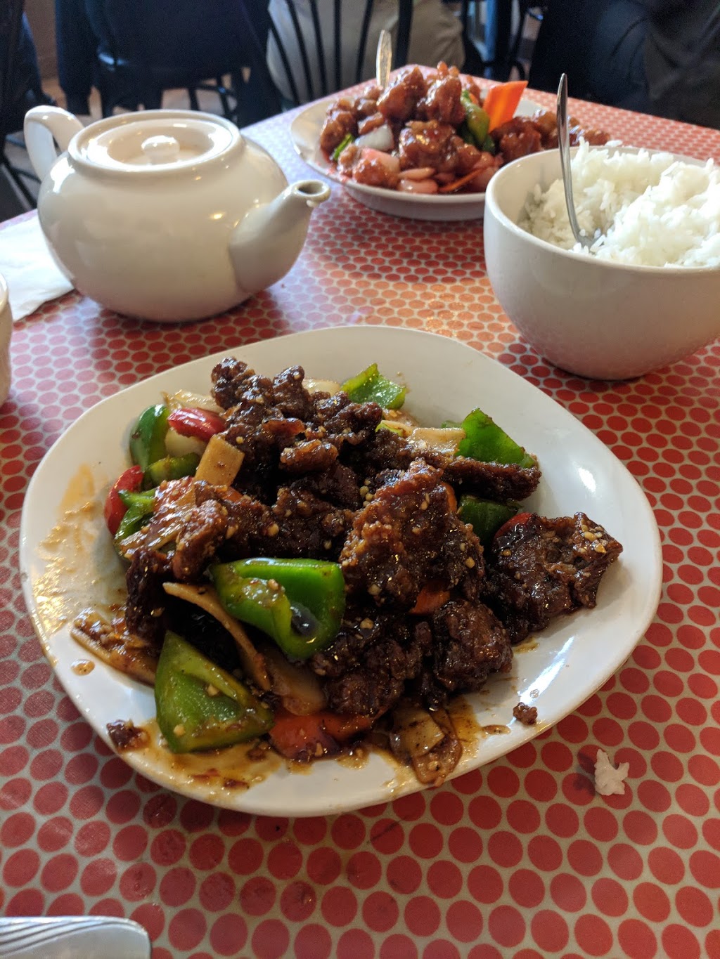 So Good Restaurant Inc | 717 Somerset St W, Ottawa, ON K1R 6P7, Canada | Phone: (613) 233-0138