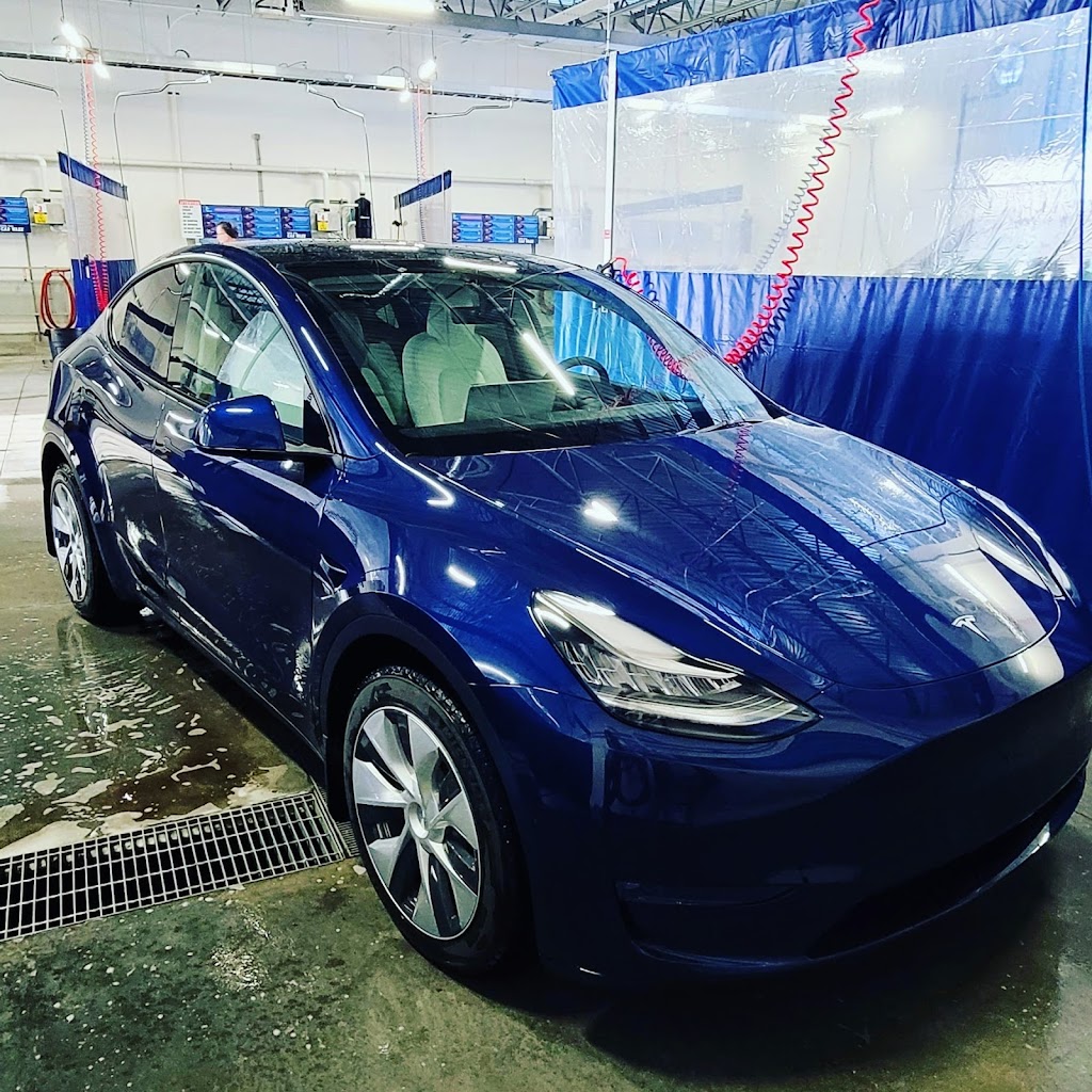 Ewing Car Wash | 3454 Ewing Trail SW, Edmonton, AB T6X 1A1, Canada | Phone: (780) 935-1800