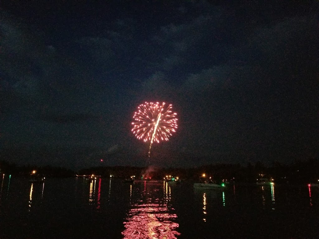 The Lakehouse in Calabogie | 508 Blake St, Calabogie, ON K0J 1H0, Canada | Phone: (613) 752-1234