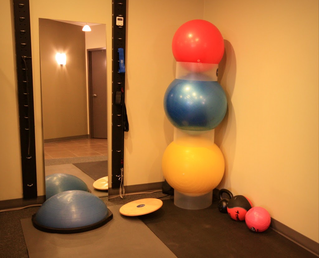 Balance Chiropractic | 121 St Annes Rd, Winnipeg, MB R2M 2Z1, Canada | Phone: (204) 254-1728
