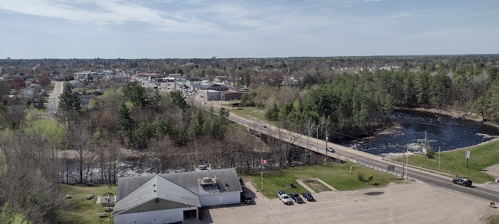Royal Canadian Legion Branch 517 | 3583 Petawawa Blvd, Petawawa, ON K8H 2Y1, Canada | Phone: (613) 687-2504