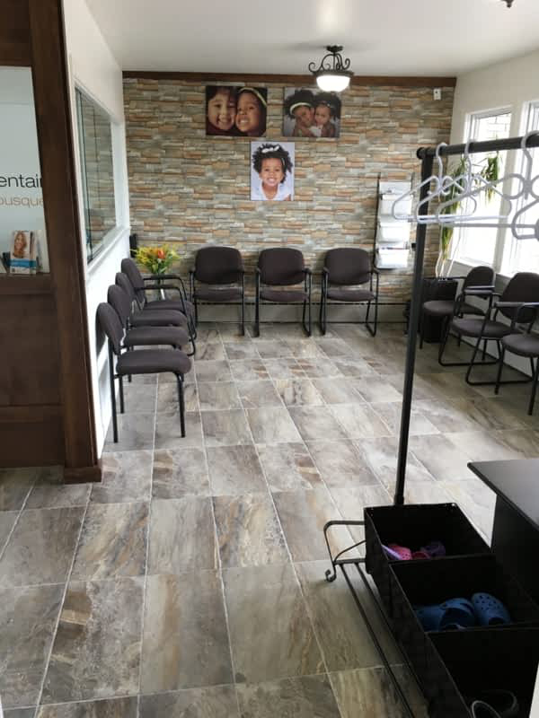 Clinique Dentaire Dr Benoit Bousquet - Victoriaville | 35 Rue Notre Dame O, Victoriaville, QC G6P 1R6, Canada | Phone: (819) 752-5526