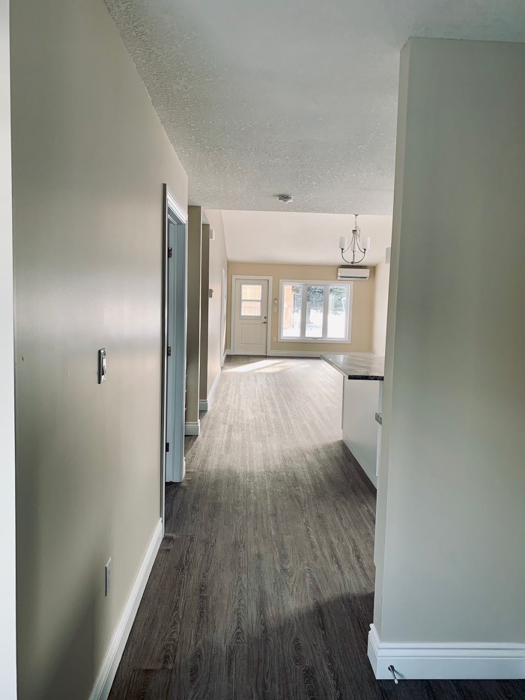 Collins Place Senior Living | 350 Ellor St, Strathroy, ON N7G 0G1, Canada | Phone: (519) 245-3030