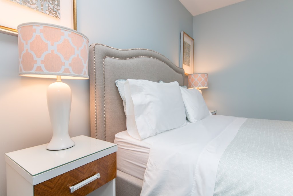 Craigleith Manor Bed & Breakfast | 9 Craigleith Ct, Collingwood, ON L9Y 4W5, Canada | Phone: (705) 293-1170