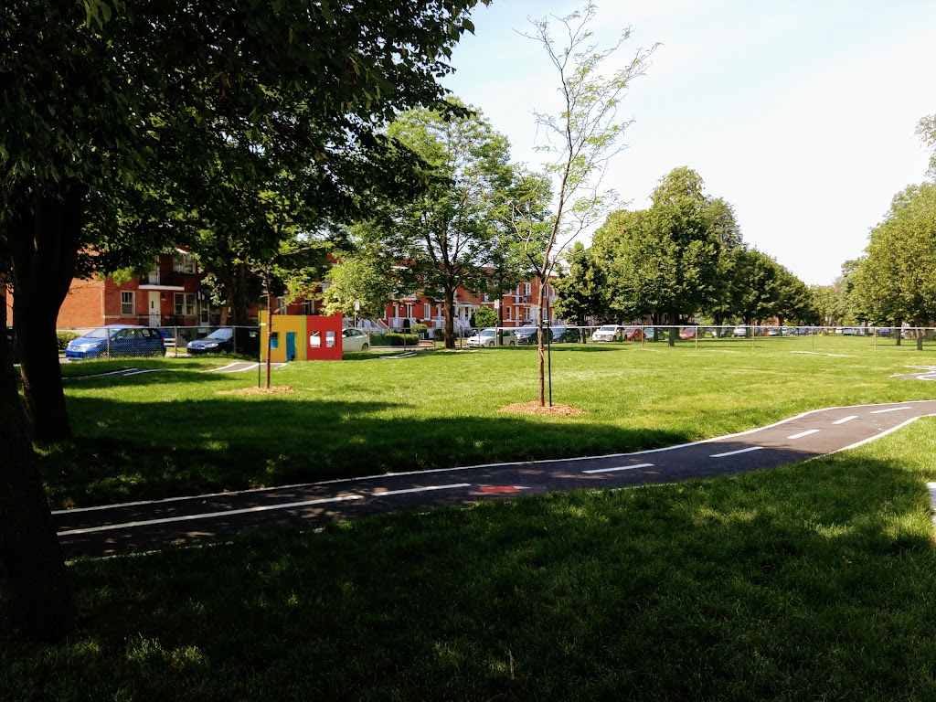 Wilson Park | 1075 Av. Brown, Verdun, QC H4H 1H6, Canada | Phone: (514) 946-7128