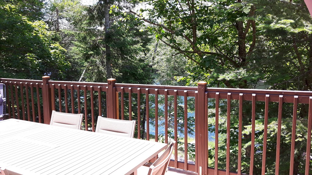 Chalet Des Gélinottes | 3257 Chemin des Gélinottes, Labelle, QC J0T 1H0, Canada | Phone: (514) 606-7524