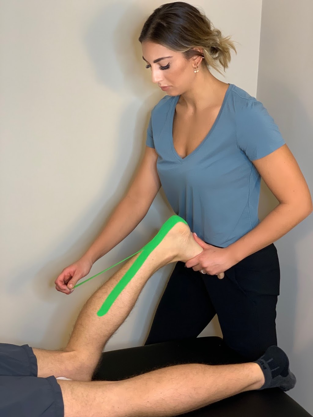 Dr. Amanda Scione Chiropractic | 821 Golf Links Rd, Ancaster, ON L9K 1L5, Canada