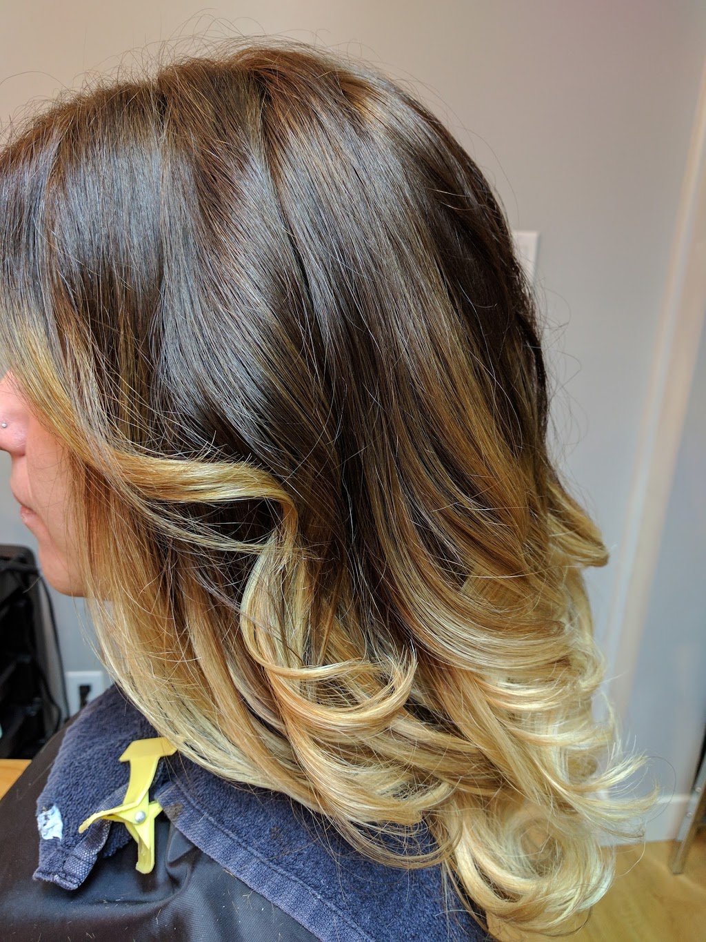 Oasis Hair Studio | 1011 Thunderbird Dr, Nanaimo, BC V9S 2N9, Canada | Phone: (250) 714-3368