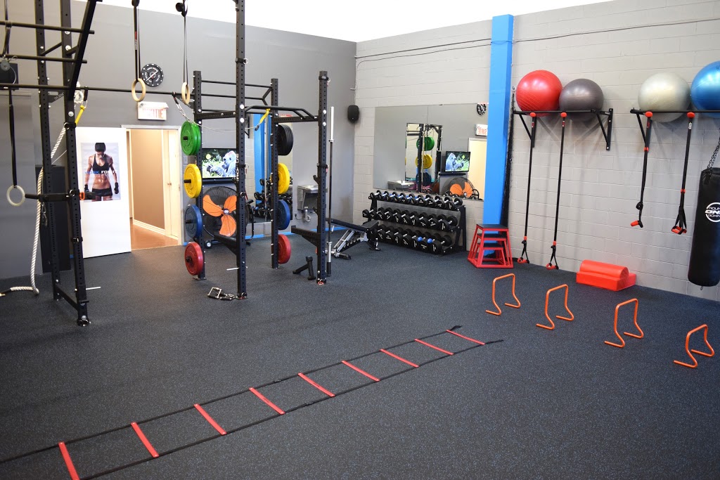 Markito Fitness & Nutrition | 3361 Rue Griffith, Saint-Laurent, QC H4T 1W5, Canada | Phone: (514) 735-1223