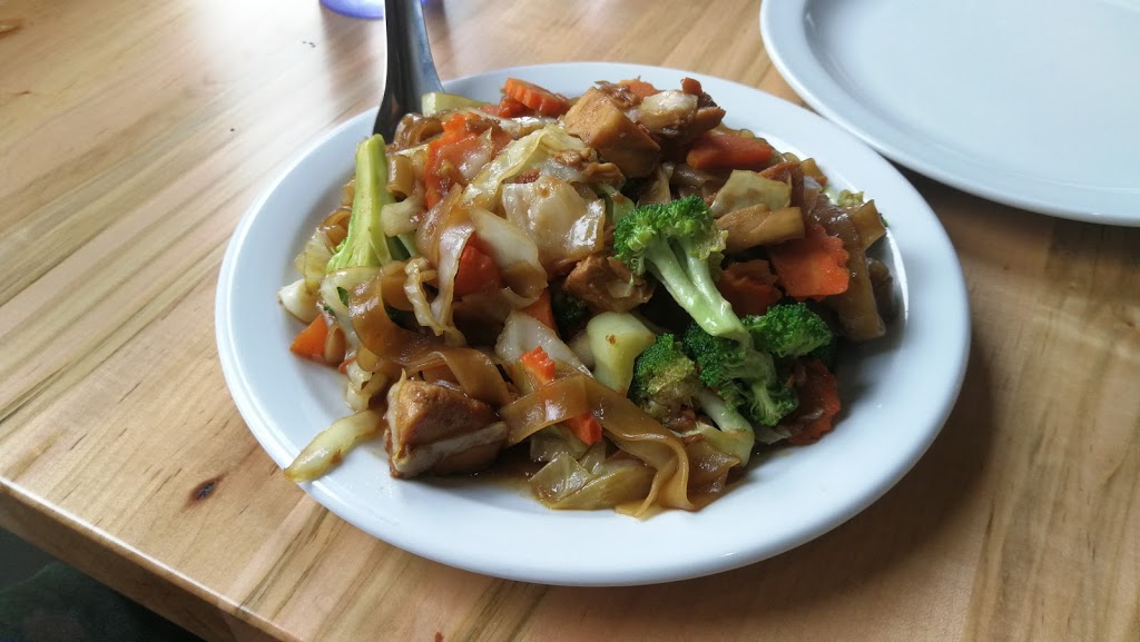 Thonburi Thai Food aka The Siamese Gecko | 796468 Grey Road 19 At North Creek Resort At Blue, The Blue Mountains, ON L9Y 0N6, Canada | Phone: (705) 446-2167