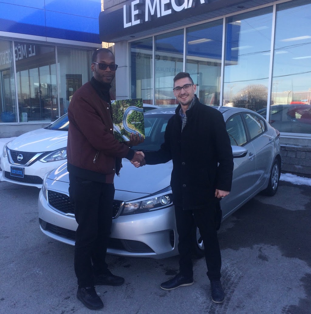 Crédit Auto Xpress Laval | 2500 Boulevard Curé-Labelle, Laval, QC H7T 1R1, Canada | Phone: (877) 849-9545