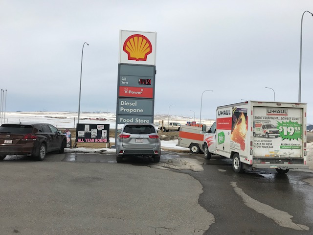 Shell | 1330 Wentworth Ave, Pincher Creek, AB T0K 1W0, Canada | Phone: (403) 627-3730