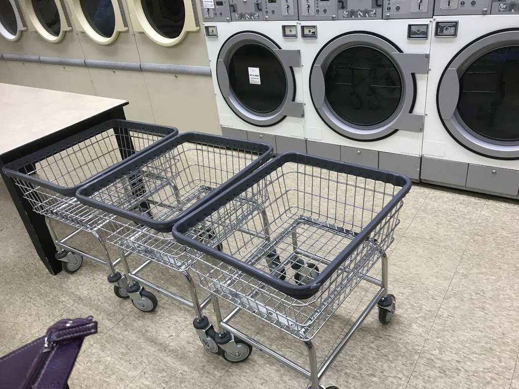 Wash Tub Laundromat | 19 Elks St, Picton, ON K0K 2T0, Canada | Phone: (613) 921-2326