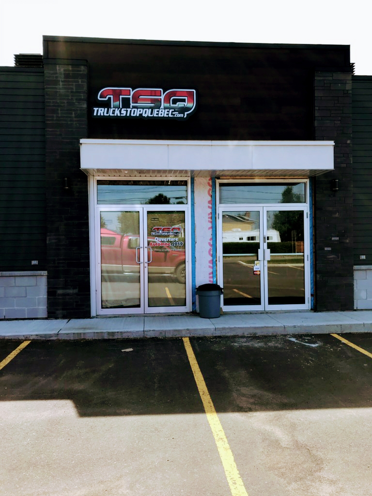 Truck Stop Quebec | 980 Avenue Saint-Louis Suite 8, Plessisville, QC G6L 2M1, Canada | Phone: (819) 362-6089