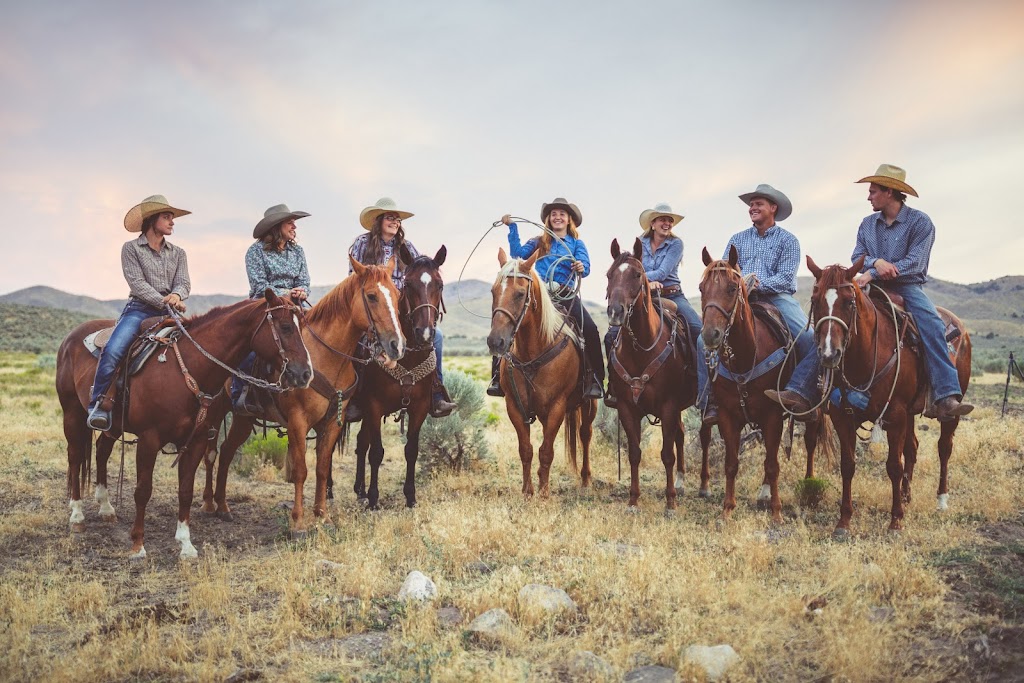Big Bar Guest Ranch | 5960 Big Bar Rd, Clinton, BC V0K 1K0, Canada | Phone: (250) 459-2333