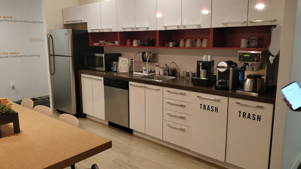 Work Space | 115 Matheson Blvd W #102A, Mississauga, ON L5R 3L1, Canada | Phone: (905) 592-2553