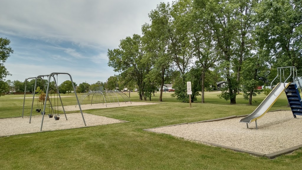 Lions Park | 900 Gilmour St, Morden, MB R6M 1K3, Canada | Phone: (204) 822-5431