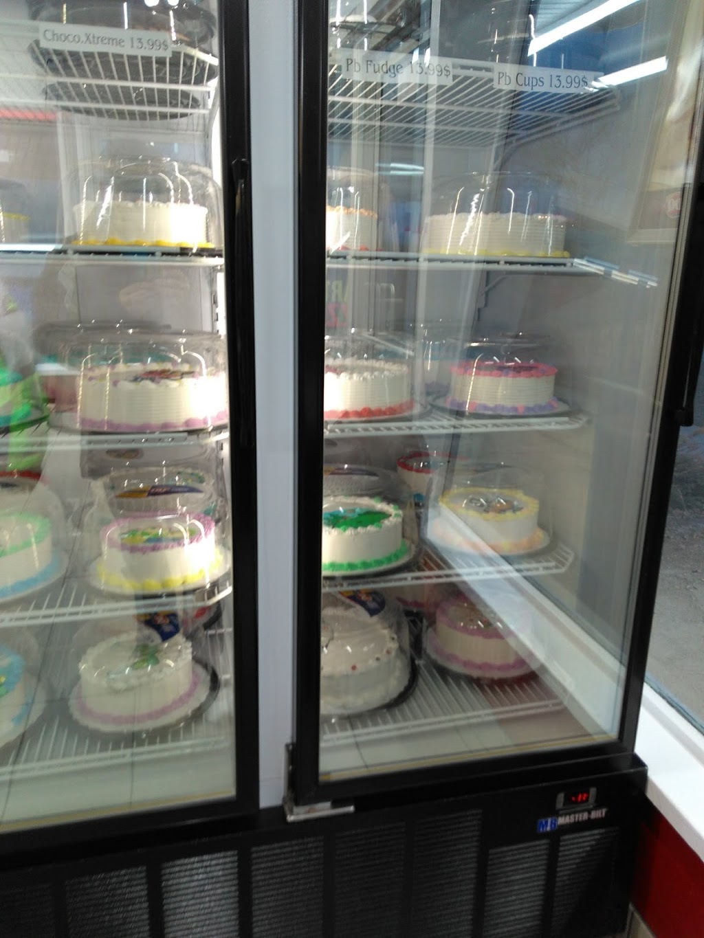 Dairy Queen | 152 St Annes Rd, Winnipeg, MB R2M 2Z4, Canada | Phone: (204) 256-4779