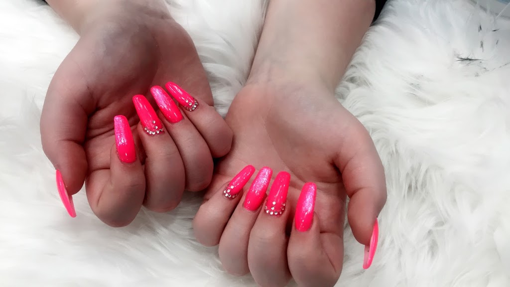 Pedi N Nails | 285 Mill St Unit 4, Angus, ON L0M 1B4, Canada | Phone: (705) 424-6363
