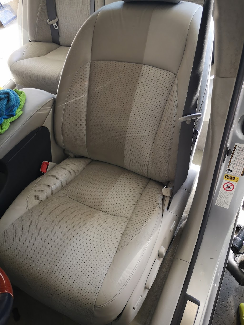 Simply Detailing | 314 Saddlebrook Way NE, Calgary, AB T3J 0B4, Canada | Phone: (587) 896-4769