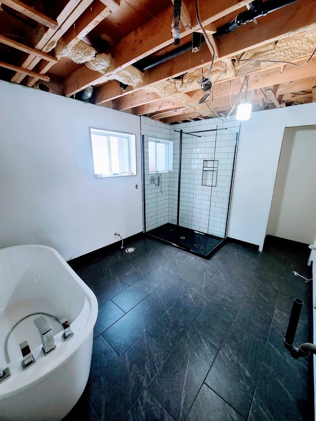 Rénovation F. Bernier inc. | 23 Rue des Jardins, Saint-Étienne-de-Lauzon, QC G6J 1R7, Canada | Phone: (581) 989-0085