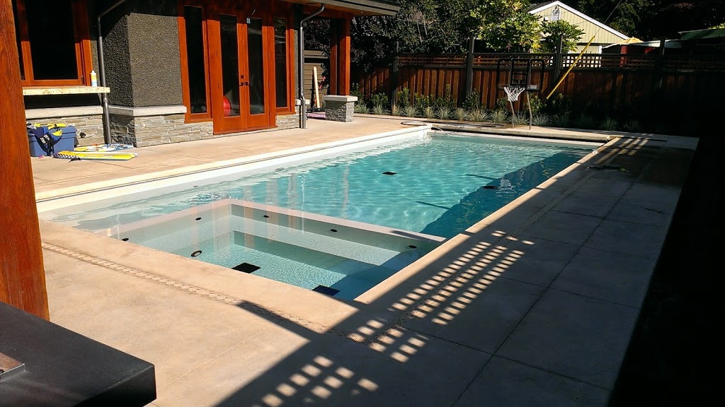 Canadian Pool Maintenance - CANADIANPOOL.COM | 253 20th St E, North Vancouver, BC V7L 3A6, Canada | Phone: (604) 669-5595