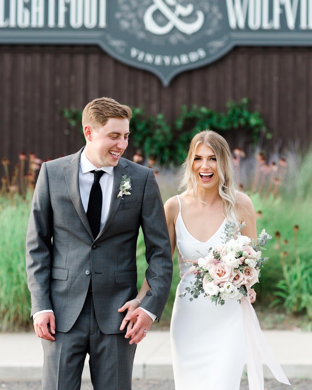 Graceful Weddings and Events | 74 Tilbury Ave, Bedford, NS B4B 0Y2, Canada | Phone: (902) 471-1576