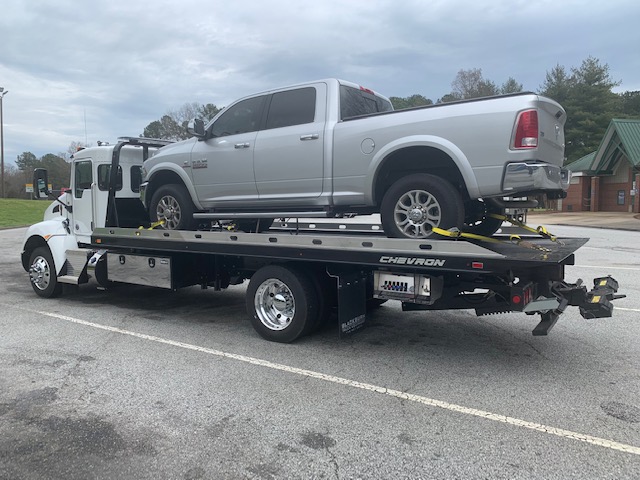 Raptors Towing | 11531 168 Ave NW, Edmonton, AB T5X 6B6, Canada | Phone: (780) 660-8355