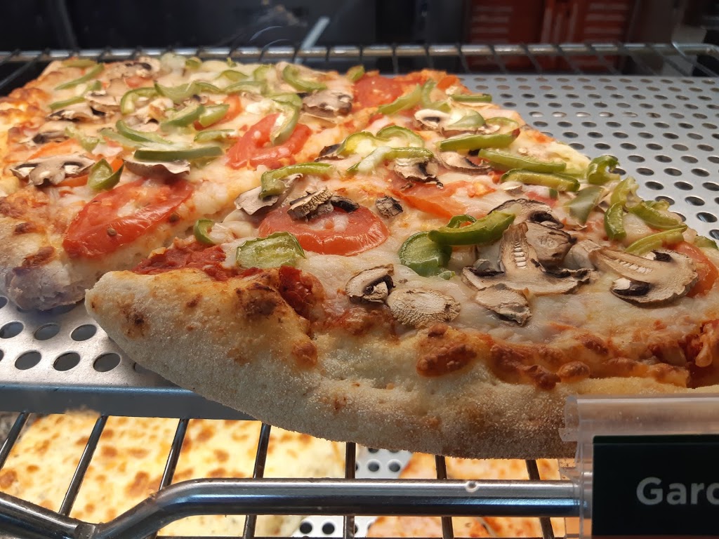 Pizza Pizza | 194 Main St S, Brampton, ON L6W 2E2, Canada | Phone: (416) 967-1111