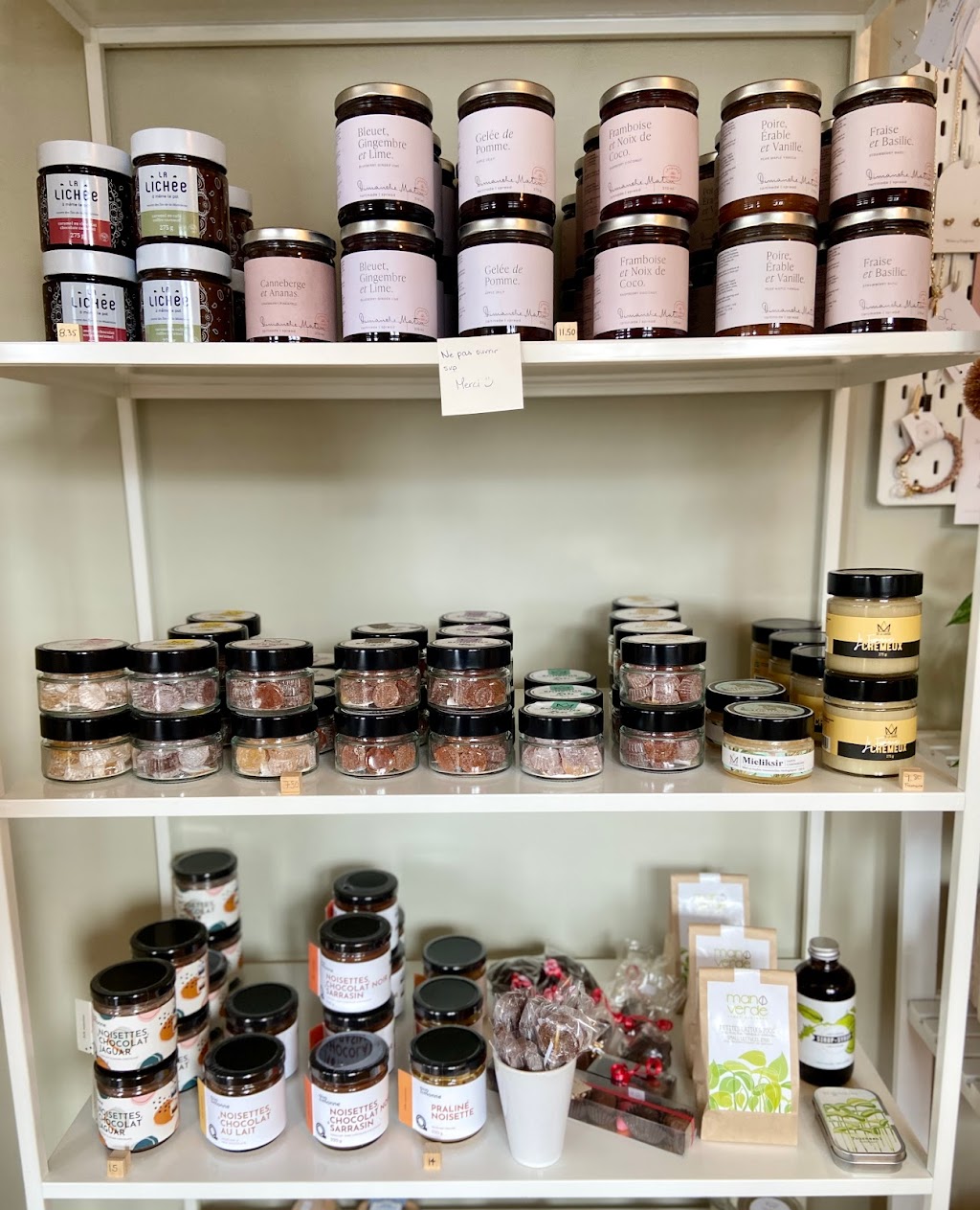 Milvä | 982 Rue Suppère, Mont-Tremblant, QC J8E 3J3, Canada | Phone: (819) 681-9140
