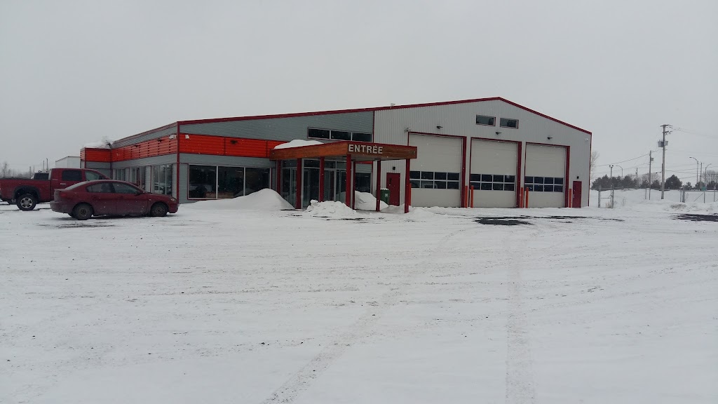 Transport LDC | 2846 Rte 122, Notre-Dame-du-Bon-Conseil, QC J0C 1A0, Canada | Phone: (819) 336-5855