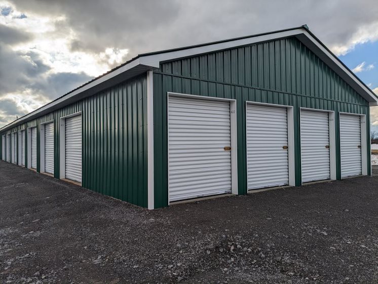 Bay Storage | 403 Bells Rd, Deseronto, ON K0K 1X0, Canada | Phone: (613) 396-5593