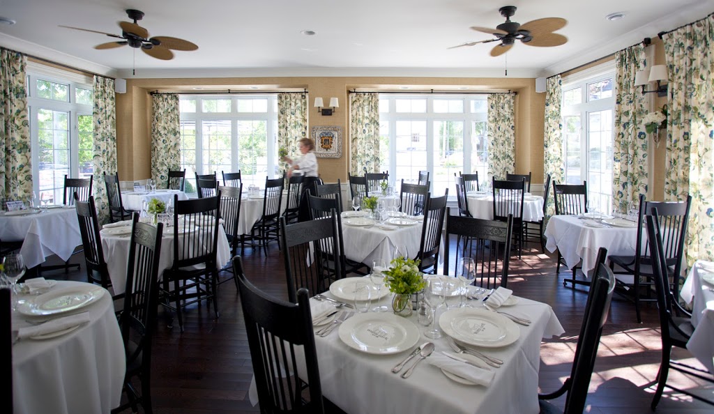 White Gate Inn & Restaurant | 28 Pleasant St, Chester, NS B0J 1J0, Canada | Phone: (902) 275-4400